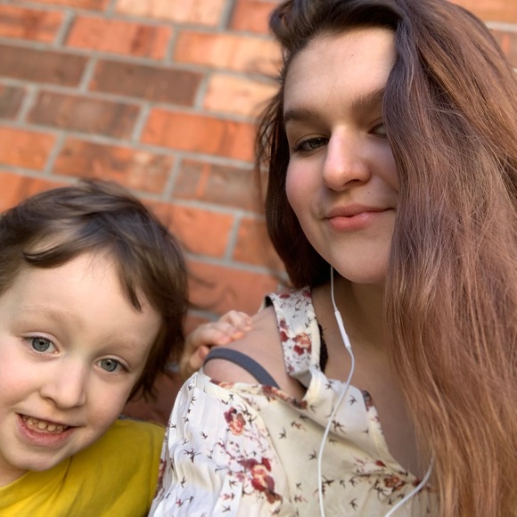 Meet your Posher, Destiny - Picture 4 of 5